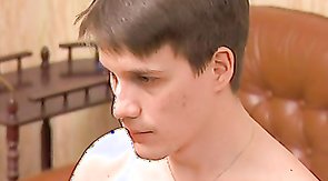 Soloing lover is trying hard to cum on the sofa