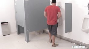 Crazy random blowjob by a dick-loving BROMO boyfriend