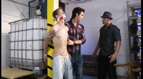 Awesome boyfriend is trying to handle two cocks