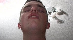 Dark-haired dude sucking his boyfriend's dong