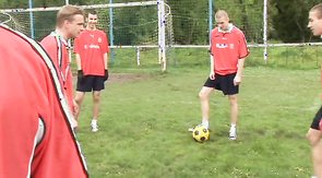 Soccer players sucking cocks in the shower afterwards