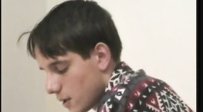 Dark-haired dude fucking his boyfriend's asshole