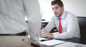 Coworkers is sucking a tasty wiener in the office