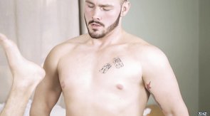 Sex-addicted men fucks hard in the morning