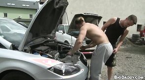 Two spicy mechanics are fucking after quick lunch