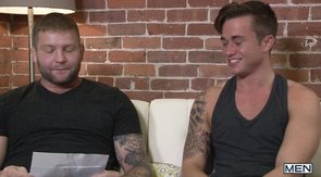 Chunky top gets a blowjob from his twinky bottom