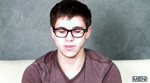 Glasses-wearing twink boy has to shower a hung hunk