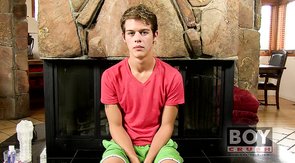 Pink t-shirt and green shorts twink fucks a pocket pussy