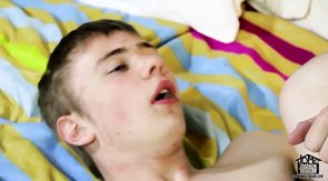 Bubble butt twink riding his boyfriend's cock in POV