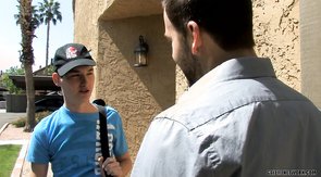 Tight jeans young twink gets fucked by a big-dicked bear