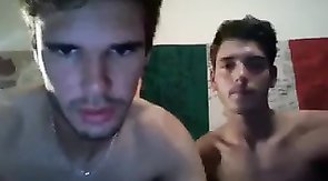 Couple of boys posing naked in the clip by Twink Boyfriend