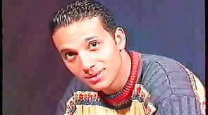 Beautiful soloing queer demonstrates his dick and naked butt