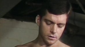 Muscled man with hard prick drills new boyfriend's ass