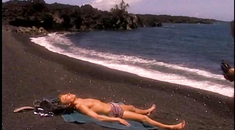 Two couples are screwing and cumming simultaneously