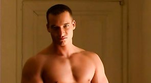 Muscled mate impaled his boyfriend in the cowboy pose