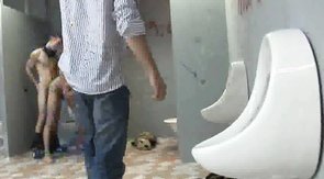 Sensual boyfriend gives a very good and deep blowjob on the knees