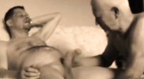 Macho gay amateur want cum