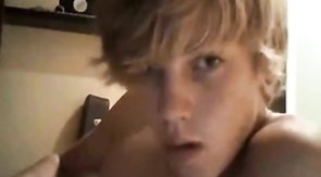 Young Blonde Wanker