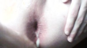 Twink using Cum as lube