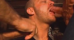 Submissive bear is sucking two dicks on camera