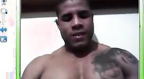 Awesome amateur bodybuilder filming solo scene with himself
