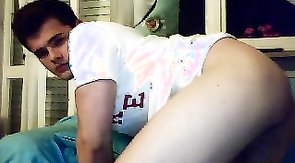 Straight BF stretching his hairy asshole in doggy pose