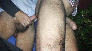 Mature married fucks me in the field maduro  casado me folla