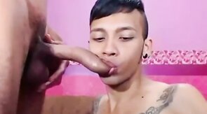 How twinks fuck on cam