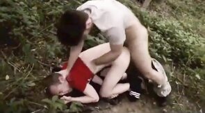 Amateurs hard fuck in the woods