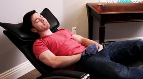 Muscular jock teases nipples and jerks during solo action