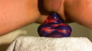 amateur Anal sex toy fun with flint the bad dragon !