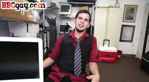 IR amateur bottom BBC fucked in office after dicksuckin