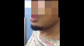 Putaria em banheirao publico