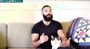 Muscular gay barebacked by huge hunk after sloppy blowj