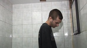 Two skinny rockers are having a nice oral sex in the toilet