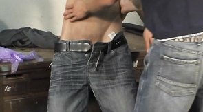 Amateur youngster is giving his mate a good blowjob