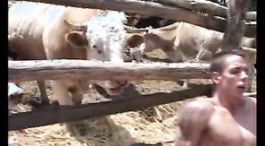 Farmer nails his astonishing muscular mate from behind