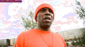 Nubian pickedup bottom assfucked outdoor after dicksuck