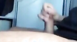 Punheta no fundo do busao