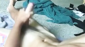 Wanking on the floor