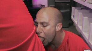 Serving Her BF – Eli Hunter & Eddie Danger