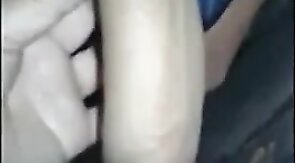 Cabeleireiro pega no pau do cliente