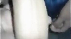 Cabeleireiro pega no pau do cliente