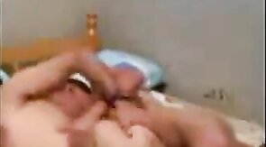 Bebeu  todas e fodeu cu do amigo gay