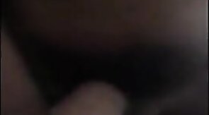 Amigao roludo gozando no vidro