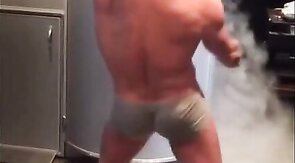 bulto Gianluca Vacchi