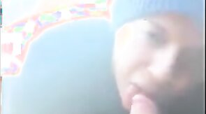 Novinho mama rolao e toma gala no carro