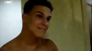 Kerl mit riesen Schwanz - Big Dick Guy