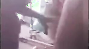 Mecanico leva dedada no cu por R$200