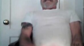 Hung Sexy Rugged Daddy Jack Off 2